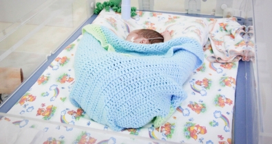 165 мальчиков и 156 девочек родилось в ноябре в Краевом центре охраны материнства и детства