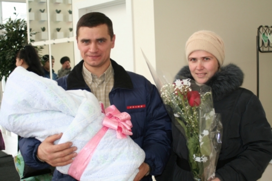 Мать родила 4 детей. Центр матери и ребенка Красноярск. Красноярске родились дети.